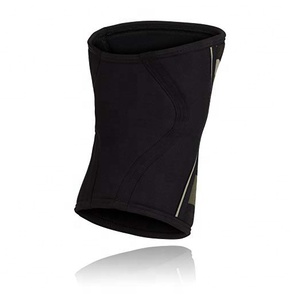 Genouillère unisexe en néoprène 7 mm avec logo personnalisé, antidérapante, élasticité réglable pour la musculation, camouflage noir 5 mm - Product Image 3