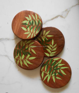 Sous-verres en bois faits à la main en gros, sous-verres ronds en bois utilisés pour servir le thé - Product Image 5