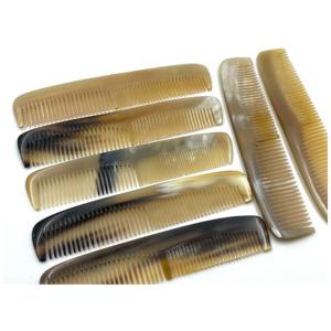 Peigne à cheveux en corne de buffle, fait main, corne de bœuf blanche naturelle, manche en bois classique professionnel pour usage commercial, logo personnalisé - Product Image 2