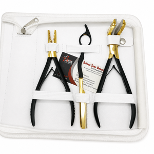 Kit d'outils professionnels pour extensions de cheveux en acier inoxydable de haute qualité, noir et or, avec pinces micro-anneaux, pinces à boucles, ciseaux et pinces à bandes. - Product Image 3