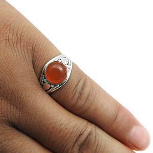 Anillo clásico de compromiso y fiesta de plata de ley 925 con piedra preciosa de cornalina de corte redondo disponible a un precio razonable. - Product Image 2