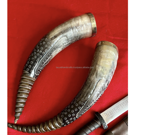 Corne à boire Viking Agate naturelle artisanale de haute qualité sans danger pour les aliments avec support sans fuite Décoration de style animal Fournisseur OEM - Product Image 1