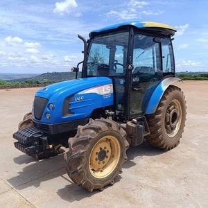 Tractor LS 4x4 con Motor Diésel y Plataforma de Corte Central para Cortar Césped en Venta - Product Image 1