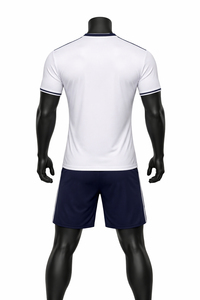 Ensemble d'uniformes de football personnalisés pour hommes, maillot et short de football respirants, séchage rapide, polyester, kit d'équipe, vêtements de sport OEM par sublimation - Product Image 2
