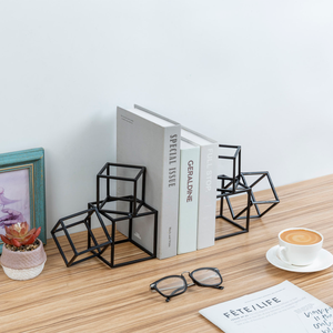 Serre-livres décoratifs géométriques en métal noir, support de livres moderne et minimaliste, support d'étagère robuste pour la maison, la bibliothèque et le bureau - Product Image 5