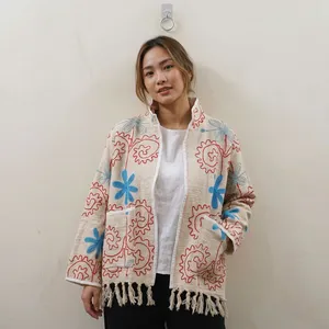 เสื้อแจ็คเก็ตวาร์ซิตี้ลายพิมพ์เพสลีย์แบบดั้งเดิมสไตล์รัฐราชสถานสำหรับฤดูร้อน คอตั้ง ผลิตจากโพลีเอสเตอร์/ผ้าฝ้าย ปักลายและประดับพู่ - Product Image 5