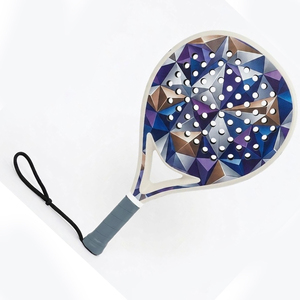 Raquette de padel légère personnalisée à vendre, raquette en fibre de carbone avec logo et design sur mesure - Product Image 1