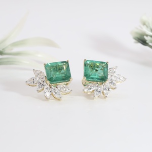 Pendientes de Oro Amarillo con Esmeralda Verde, Clásicos, con Diamantes de Corte Cuadrado, Cristal y Flores, Joyería Fina - Product Image 1