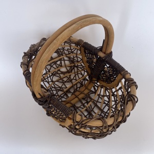 Panier en osier ovale en jonc de mer au meilleur prix fait à la main pour le rangement et la décoration de la cuisine et de la salle de bain directement du Vietnam - Product Image 3