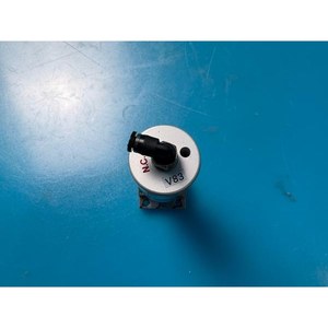 Válvula de Compuerta de Alto Vacío V-TEX Rollcam Tipo Doorvalve CX80-000203-12 Usada Como Pieza de Equipo Semiconductores Legacy - Product Image 1
