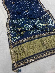 Sari Bandhani de haute qualité, fait main, teint à la main avec des travaux de Gotapatti - Product Image 4