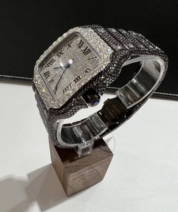 DAZZLING JEWELS นาฬิกาสี่เหลี่ยมสแตนเลสสตีลสุดหรู หน้าปัดคริสตัลแซฟไฟร์ แสดงวันที่ 42 มม. ระบบกลไกอนาล็อก - Product Image 3