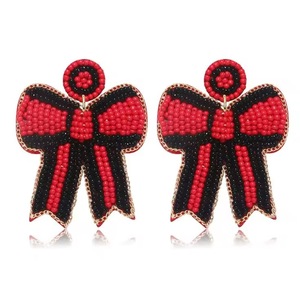 Pendientes Colgantes de Estilo Vintage con Diseño de Zanahoria de Pascua, de Alta Gama, con Cuentas de Semillas de Hoja Verde y Lentejuelas, Tejidos a Mano - Product Image 5
