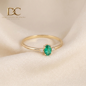 Nuevo Anillo Elegante de Oro Amarillo Sólido de 14 Quilates con Diamante Cultivado en Laboratorio Certificado por IGI y Esmeralda Colombiana para Mujer - Product Image 4