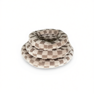 Cuccia Rotonda per Animali Domestici Yommy in Pelliccia di Coniglio, Taglie S M L, Impermeabile con Fondo Antiscivolo - Product Image 3