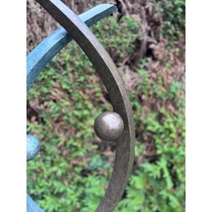 Sculpture métallique abstraite moderne, pièce d'art décorative pour jardin extérieur, bronze et patine, finition antique, design contemporain, statuette - Product Image 5