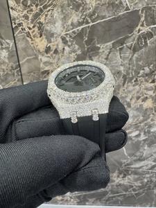 Montre unisexe de luxe à mouvement à quartz, en acier inoxydable, demi-sertie de diamants Moissanite VVS1, avec bracelet en caoutchouc, style antique Hip Hop et lunette. - Product Image 5