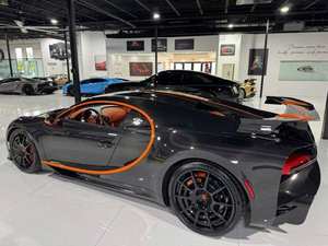 Bugatti Chiron Pur Sport Usado 2023 - Product Image 3