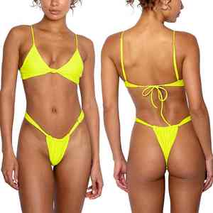Ensemble bikini croisé à nouer dans le dos pour femme – Maillot de bain élégant à découpes – Tenue de plage moderne pour femme - Product Image 1