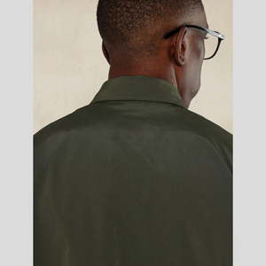 Veste zippée coupe-vent logo personnalisé ODM Ensemble veste de survêtement légère en nylon pour homme et pantalon cargo au design haut de gamme - Product Image 5