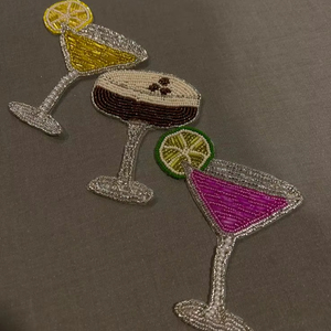 Breloques en cristal de quartz naturel avec anneaux dorés - Pendentifs perlés faits à la main pour la fabrication de bijoux - Product Image 1