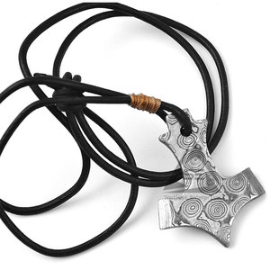 Colgantes Cristianos Clásicos de Acero de Damasco de Alta Calidad, Personalizables, Hechos en Pakistán - Product Image 6