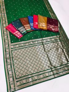 Sari Tradicional Indio de Seda Banarasi con Trabajo de Tejido Zari para Bodas y Eventos Festivos, Atuendo para Mujer - Product Image 6