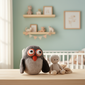 Adorable poupée en feutre en forme de hibou pour la décoration des bébés et des enfants - Product Image 2