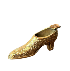 Cenicero de latón decorativo con forma de sandalia de tacón alto, diseño antiguo vintage, pieza decorativa de mesa, coleccionable, decoración para el hogar, regalo para cigarrillos - Product Image 3