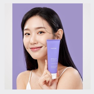 Produits de soin du visage Korean Body Factory Rootree Odi Berry Masque argileux resserrant les pores 5 couches, transformable en mousse 120ml - Product Image 5