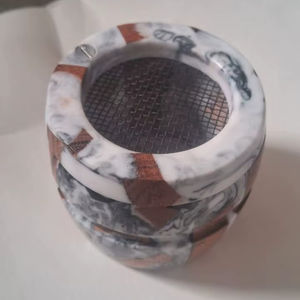 Brûleurs à Bakhoor et porte-encens miniatures en bois et résine époxy à bas prix, en provenance d'Inde, vendus en gros - Product Image 1