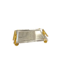 Plateau de service de table multifonctionnel en argent martelé, décoratif, moderne et luxueux, avec élégantes poignées en bois, personnalisable pour mariage