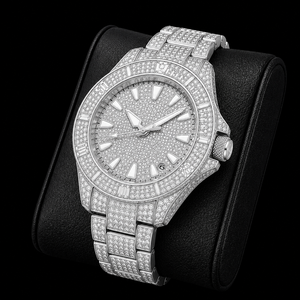 Reloj de Hombre en Tono Plateado con Incrustaciones de Piedras Brillantes, Esfera con Fecha, Reloj de Lujo para Fiestas - Product Image 1