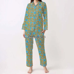 Conjunto de Pijamas de Algodón 100% para Mujer, Ropa de Dormir Suave para el Hogar, Conjunto de Pijamas de Primavera/Verano con Estampado Floral/Personajes/Letras/Patrón/Vacaciones/Árbol PJ060 - Product Image 4