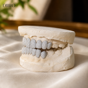 Grillz Moissanite Iced Out sur Mesure, Bijou Dentaire Plaqué Or Premium, Accessoire de Mode Unisexe - Product Image 3