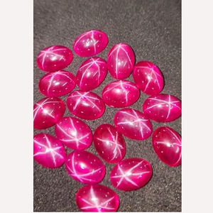 Lot de 19 cabochons ovales Lindy Star Ruby 14x10mm, 185 carats, Iroc Sales, pierres précieuses en vrac de haute qualité, 74 $ US pour tout le lot - Product Image 2