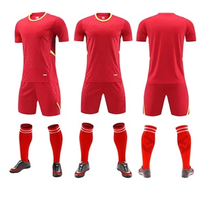 Maillots de football personnalisés 2025 – Ensembles hauts et shorts respirants à séchage rapide pour hommes – Tenues de sport d'équipe par sublimation – Grandes tailles - Product Image 2
