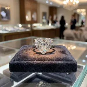 Bague de fiançailles en or 18 carats avec diamant en forme de cœur – Bijoux de mariée de luxe, design personnalisé - Product Image 6