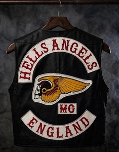 เสื้อกั๊กหนังวัวแท้ 100% ปักลายหัวกะโหลก Hells Angles England - Product Image 1
