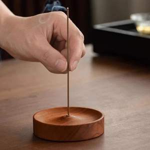 Porte-encens en bois artisanal de qualité supérieure pour le yoga, la méditation, l'aromathérapie, la fragrance spirituelle, décoration en bois naturel - Product Image 6