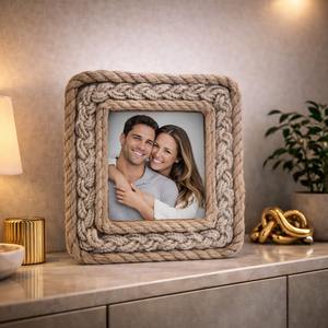 Cadre photo haut de gamme en résine solide avec verre trempé pour la décoration des chambres d'hôtel et de villégiature - Product Image 4