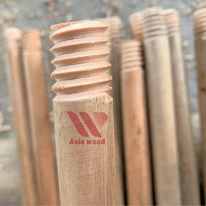 Palos de Escoba de PVC Natural de Vietnam con Cerdas Suaves y Diseño Portátil, Herramienta de Limpieza Ecológica para el Hogar - Product Image 1