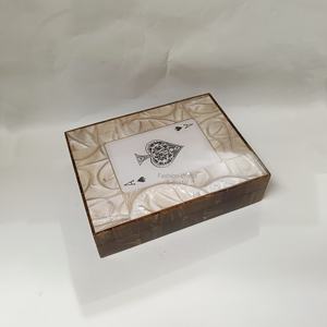 กล่องเก็บไพ่โป๊กเกอร์เรซิ่นลายหินอ่อนสุดหรู พร้อมเคลือบเงาอย่างมืออาชีพ ของขวัญสำหรับคนรักไพ่ - Product Image 6