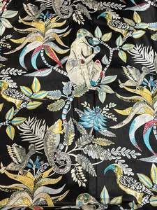 Tissu en coton biologique Sanganeri imprimé à la main au bloc, écologique, en cambrique, avec blocs en bois naturels, pour rideaux, housses de sacs et artisanat - Product Image 2