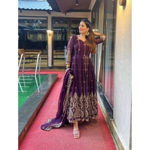 Vestido de diseñador Anarkali en nuevo estilo elegante para bodas - Product Image 3