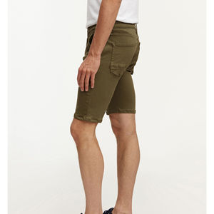 Shorts en jean pour homme vert olive 100 % coton, taille basse, coupe droite, déchirés, effet usé, décontractés, été, séchage rapide, respirants - Product Image 2