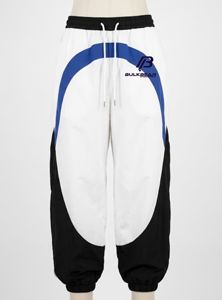 Chaqueta Cortavientos Deportiva Personalizada Premium 100% Nailon con Capucha, OEM ODM, Impermeable, Ligera, Anti-UV, para Deportes al Aire Libre - Product Image 2