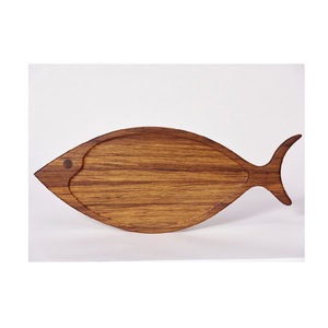 Plateau en bois haut de gamme pour la présentation de table, conçu pour une mise en scène esthétique des aliments et l'accueil quotidien - Product Image 1