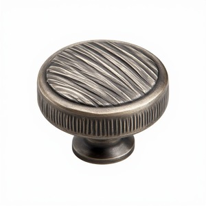 Pomo de Puerta Redondo de Metal de Primera Calidad, Diseñado para Puertas Interiores Elegantes, con Construcción Duradera y Funcionamiento Suave Diario - Product Image 3
