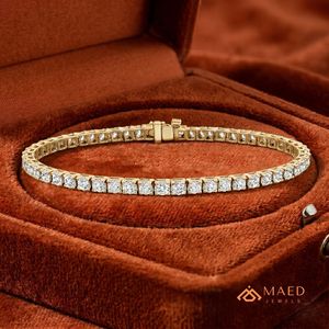 สร้อยข้อมือเทนนิสทรงรีประดับมอยส์ซาไนต์ชุบทอง 18K สำหรับผู้หญิง สไตล์เครื่องประดับแฟชั่นหรูหราแบบเบเวอร์ลี่ฮิลส์ เหมาะเป็นของขวัญ - Product Image 3